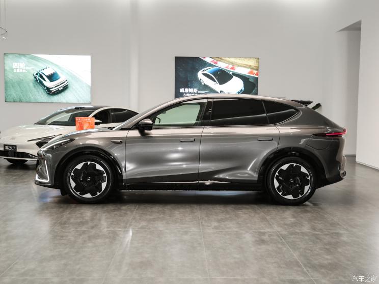 智己汽车 智己LS7 2023款 90kWh 后驱版 智己汽车 智己LS7 2023款 90kWh 后驱版