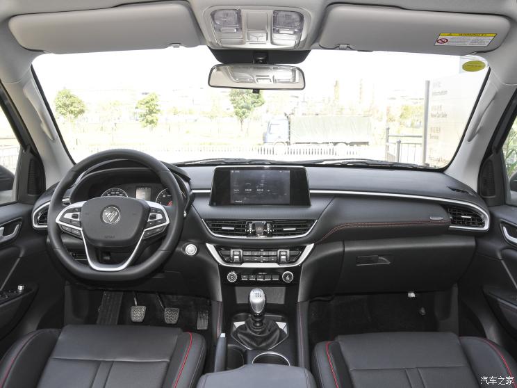 福田汽车 将军F9 2022款 2.0T柴油手动两驱乐享型长箱4F20TC 福田汽车 将军F9 2022款 2.0T柴油手动两驱乐享型长箱4F20TC