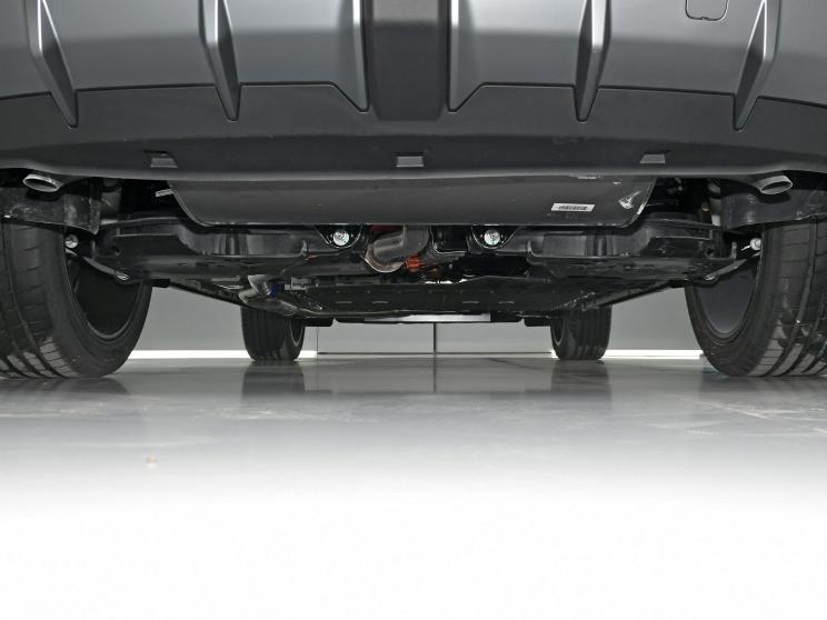 吉利汽车 银河L7 2023款 插混 基本型 吉利汽车 银河L7 2023款 插混 基本型