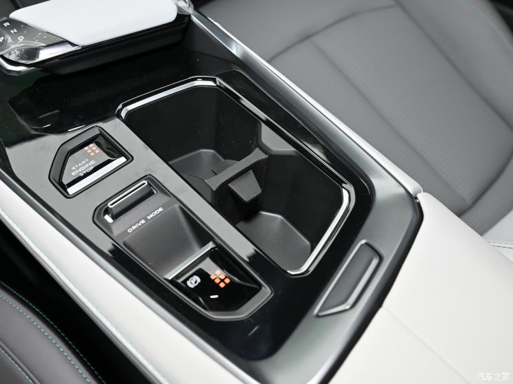 长安汽车 长安UNI-T 2023款 1.5T 尊贵型