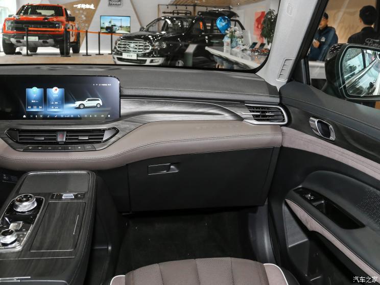 江铃福特 领裕 2023款 EcoBoost 225 尊领型 7座（2/3/2）