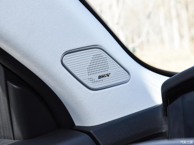 长安汽车 长安UNI-K 智电iDD 2023款 智电iDD 1.5T 135km智领型 长安汽车 长安UNI-K 智电iDD 2023款 智电iDD 1.5T 135km智领型