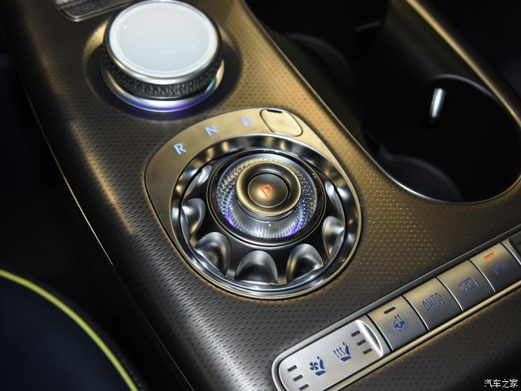 捷尼赛思 捷尼赛思GV60 2023款 基本型 捷尼赛思 捷尼赛思GV60 2023款 基本型