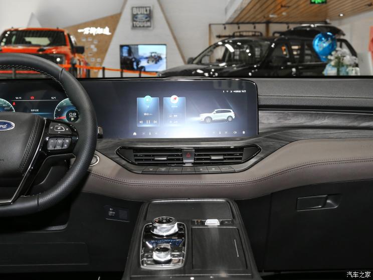 江铃福特 领裕 2023款 EcoBoost 225 尊领型 7座（2/3/2）