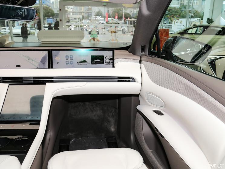 智己汽车 智己LS7 2023款 90kWh 后驱版 智己汽车 智己LS7 2023款 90kWh 后驱版