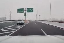 突发！上海一车辆失控翻下高架桥并起火-鹏城车网