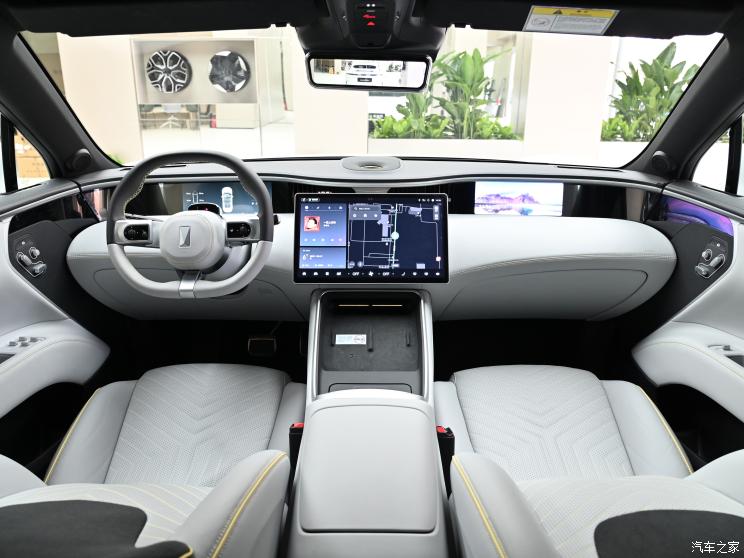 阿维塔科技 阿维塔11 2022款 长续航双电机版 5座 阿维塔科技 阿维塔11 2022款 长续航双电机版 5座