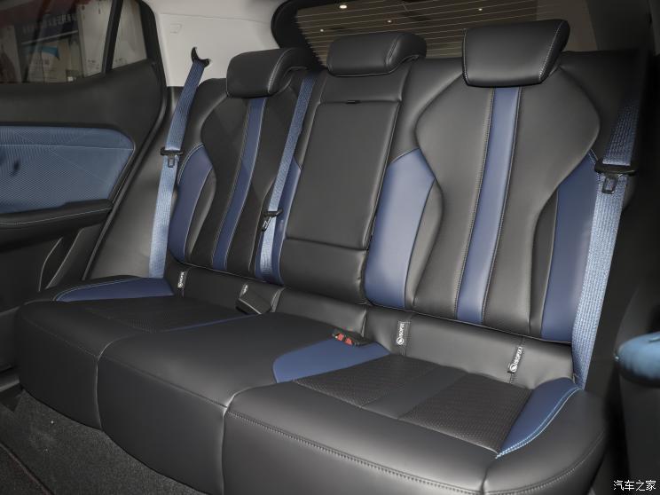 广汽乘用车 传祺GS3 2023款 影速 270T R-STYLE版