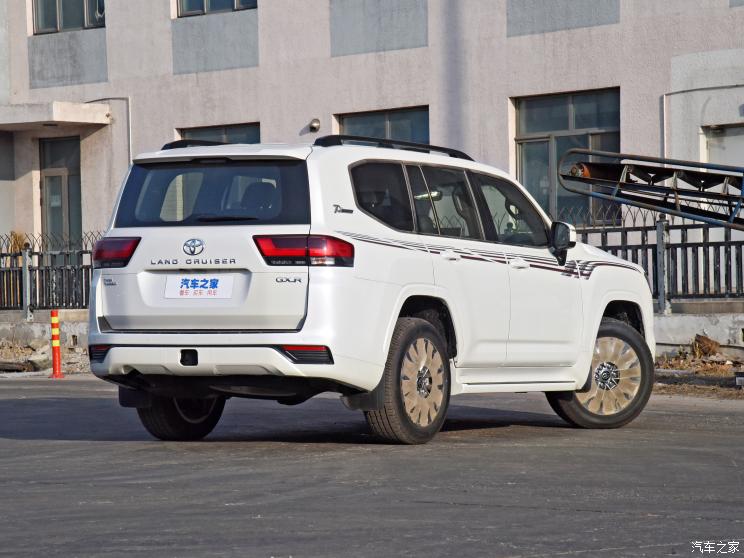 丰田(进口) 兰德酷路泽(进口) 2022款 3.4T 中东版 丰田(进口) 兰德酷路泽(进口) 2022款 3.4T 中东版