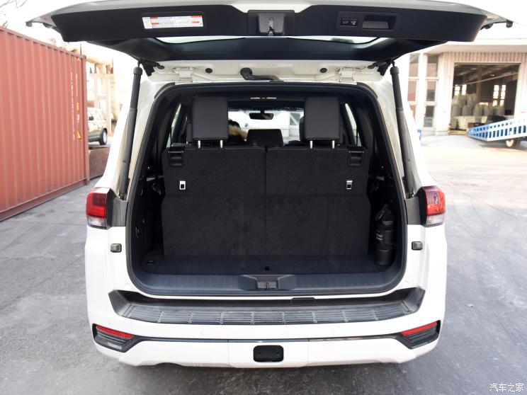 丰田(进口) 兰德酷路泽(进口) 2022款 3.4T 中东版 丰田(进口) 兰德酷路泽(进口) 2022款 3.4T 中东版