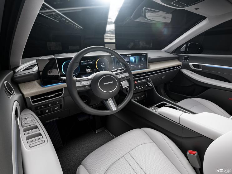 现代(进口) 索纳塔(进口) 2023款 基本型 韩国版 现代(进口) 索纳塔(进口) 2023款 基本型 韩国版