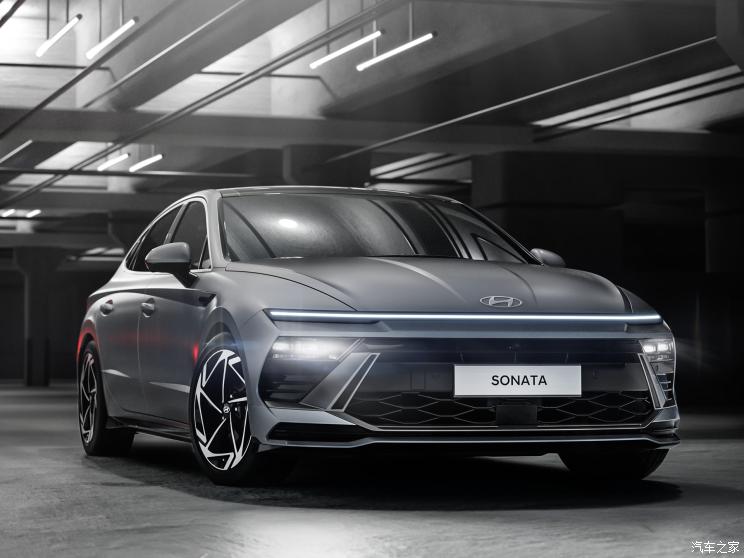 现代(进口) 索纳塔(进口) 2023款 基本型 韩国版 现代(进口) 索纳塔(进口) 2023款 基本型 韩国版