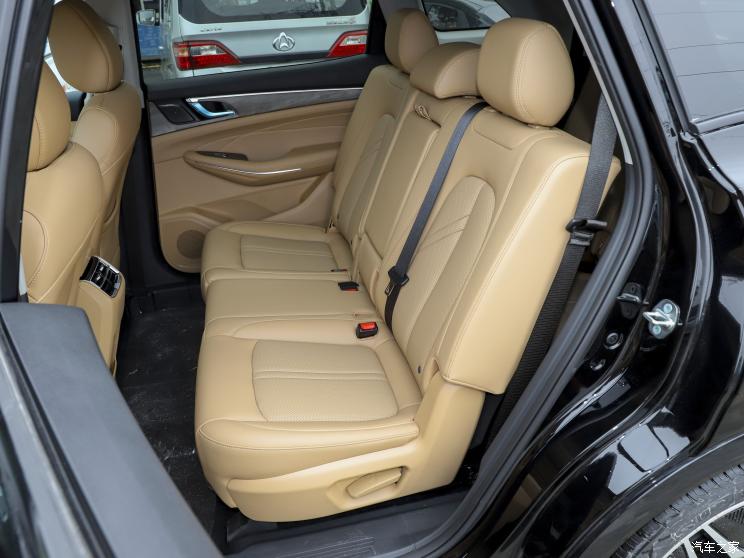 赛力斯蓝电 蓝电E5 2023款 1.5L DE-i 畅享型 赛力斯蓝电 蓝电E5 2023款 1.5L DE-i 畅享型