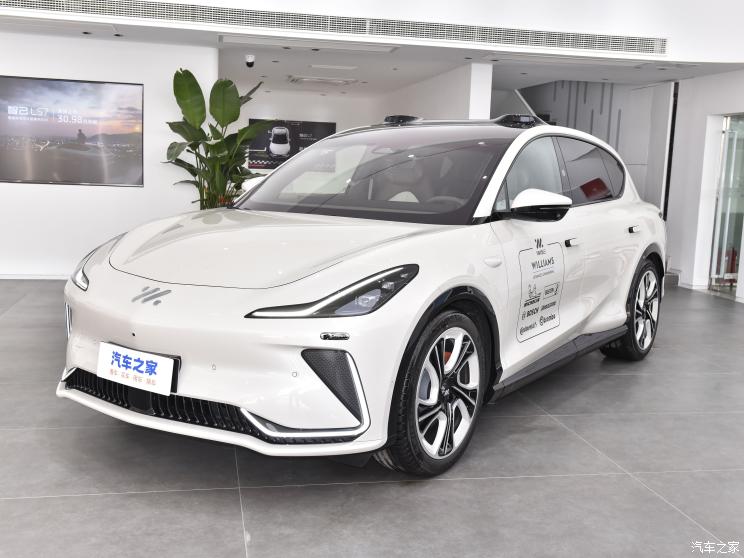 智己汽车 智己LS7 2023款 100kWh Lux四驱版 智己汽车 智己LS7 2023款 100kWh Lux四驱版