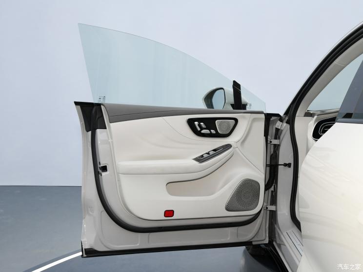 飞凡汽车 飞凡F7 2023款 基本型 飞凡汽车 飞凡F7 2023款 基本型