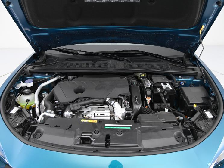 东风标致 标致408X 2023款 高配版 东风标致 标致408X 2023款 高配版