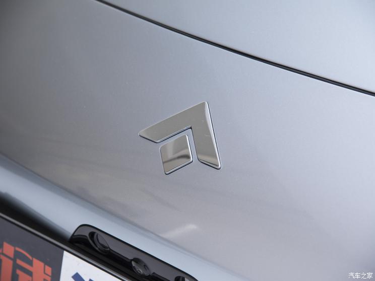 埃安 AION Hyper GT 2023款 基本型 埃安 AION Hyper GT 2023款 基本型