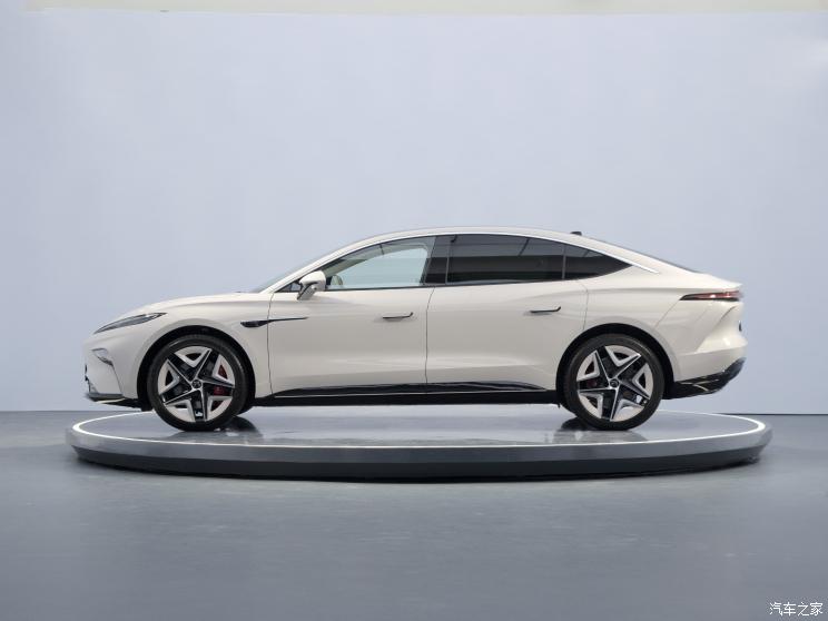 飞凡汽车 飞凡F7 2023款 基本型 飞凡汽车 飞凡F7 2023款 基本型