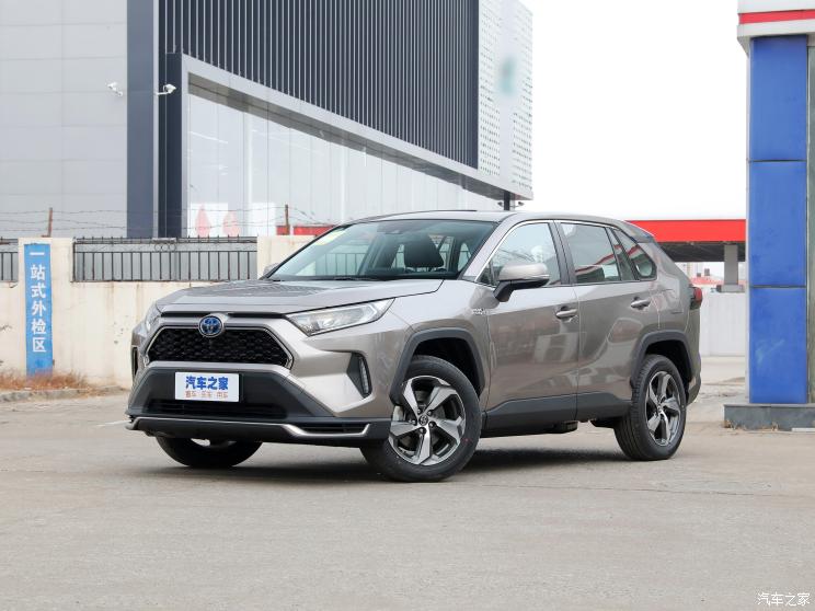 一汽丰田 RAV4荣放双擎E+ 2022款 2.5L 两驱精英Pro 一汽丰田 RAV4荣放双擎E+ 2022款 2.5L 两驱精英Pro