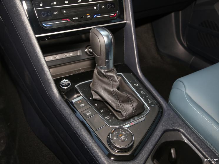 上汽大众 途岳 2023款 330TSI 四驱月尊版 上汽大众 途岳 2023款 330TSI 四驱月尊版