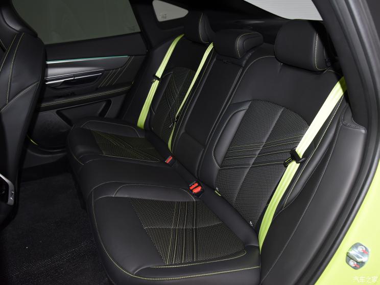 小鹏汽车 小鹏P7 2023款 P7i 鹏翼版 小鹏汽车 小鹏P7 2023款 P7i 鹏翼版