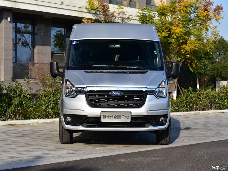 江铃福特 新世代全顺 2021款 2.2T(包)自动普通型高级营运客车Pro5.9米带机械踏板9座中顶国VI 江铃福特 新世代全顺 2021款 2.2T(包)自动普通型高级营运客车Pro5.9米带机械踏板9座中顶国VI