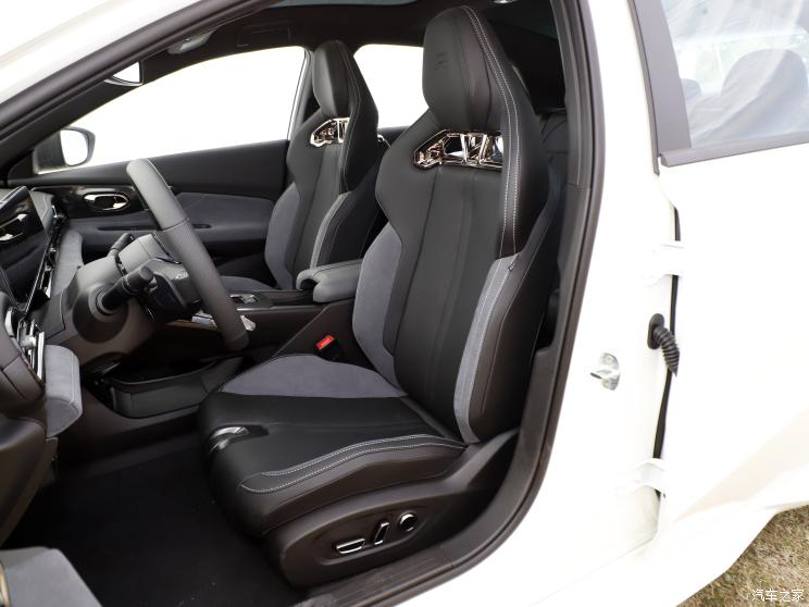 广汽乘用车 影豹 2023款 2.0T R 广汽乘用车 影豹 2023款 2.0T R