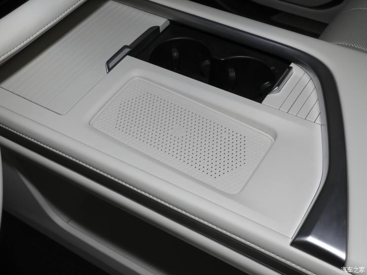 长城汽车 蓝山 2023款 DHT-PHEV 基本型 长城汽车 蓝山 2023款 DHT-PHEV 基本型