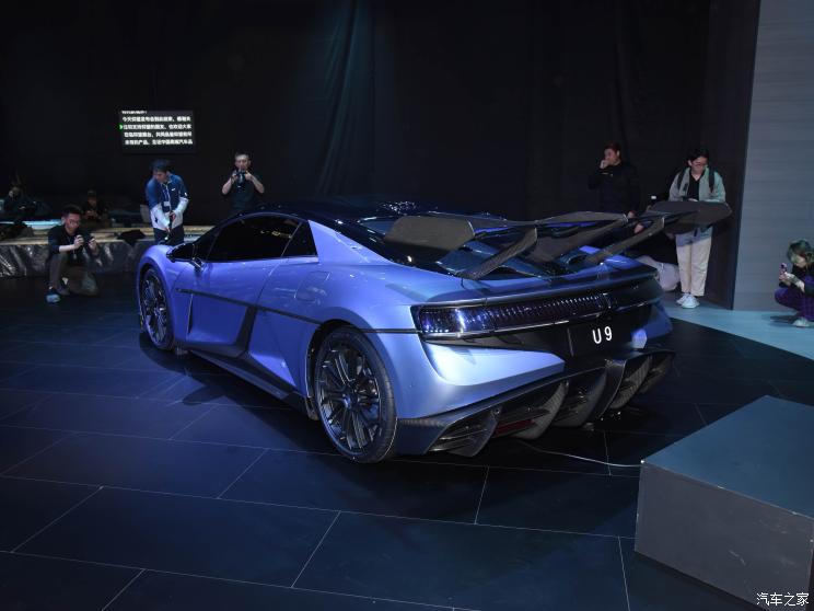 仰望 仰望U9 2023款 基本型 仰望 仰望U9 2023款 基本型