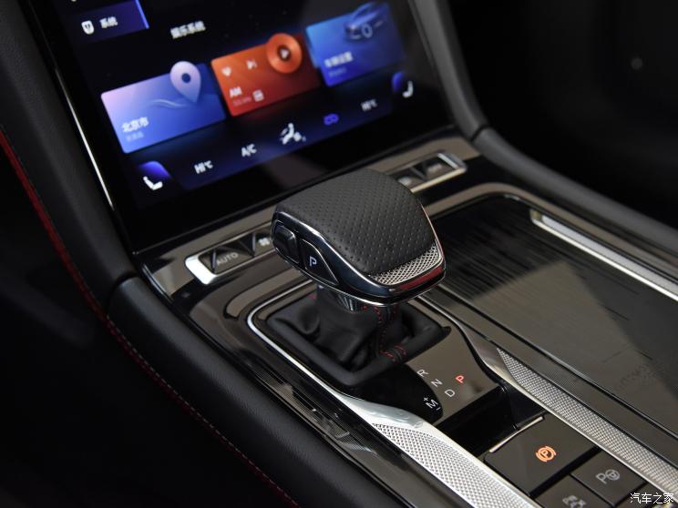 一汽红旗 红旗H6 2023款 2.0T 致臻版 一汽红旗 红旗H6 2023款 2.0T 致臻版