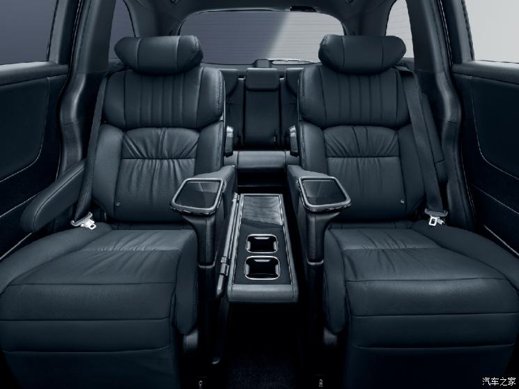 广汽本田 奥德赛 2023款 2.0L e:HEV Absolute Black Edition 日本版 广汽本田 奥德赛 2023款 2.0L e:HEV Absolute Black Edition 日本版