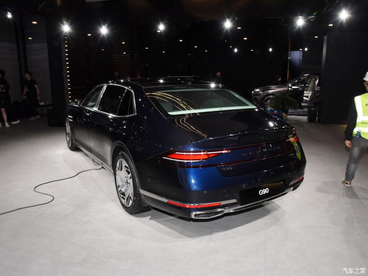 捷尼赛思 捷尼赛思G90 2023款 行政加长版 捷尼赛思 捷尼赛思G90 2023款 行政加长版