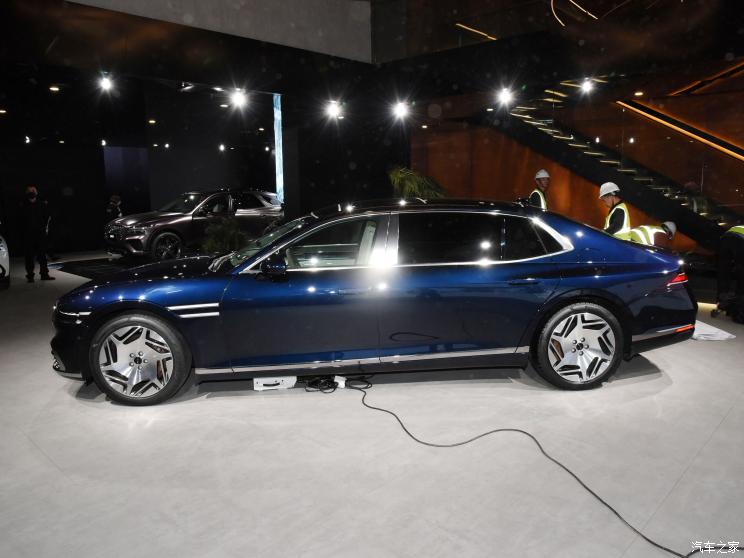 捷尼赛思 捷尼赛思G90 2023款 行政加长版 捷尼赛思 捷尼赛思G90 2023款 行政加长版