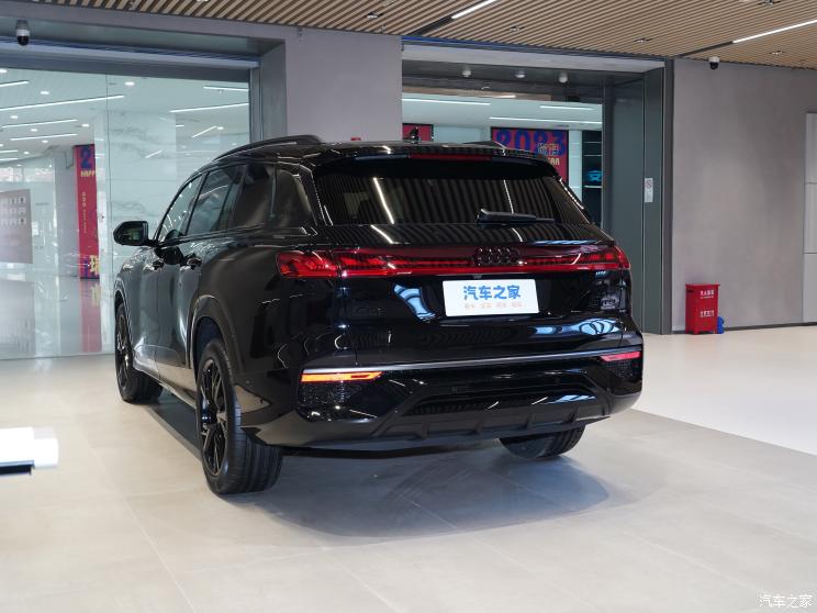 上汽奥迪 奥迪Q6 2022款 45 TFSI quattro 黑武士版 上汽奥迪 奥迪Q6 2022款 45 TFSI quattro 黑武士版