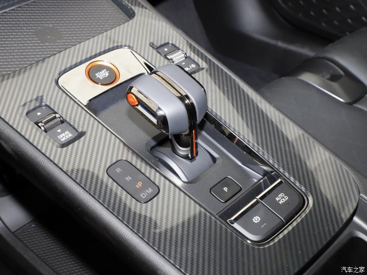 广汽乘用车 影豹 2023款 2.0T R 广汽乘用车 影豹 2023款 2.0T R