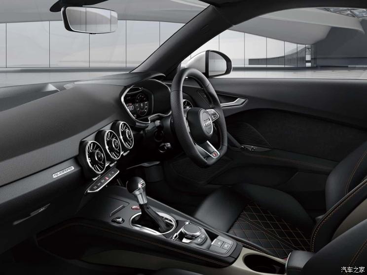 奥迪(进口) 奥迪TTS 2023款 TTS Coupe Memorial Edition