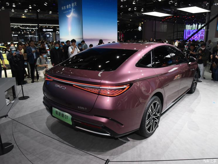 比亚迪 驱逐舰07 2023款 DM-i 1.5T 200km 基本型 比亚迪 驱逐舰07 2023款 DM-i 1.5T 200km 基本型