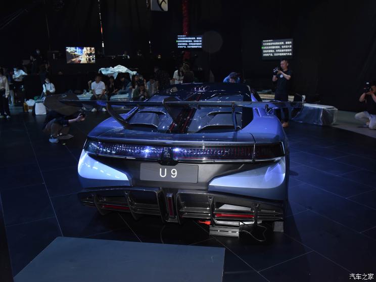 仰望 仰望U9 2023款 基本型 仰望 仰望U9 2023款 基本型