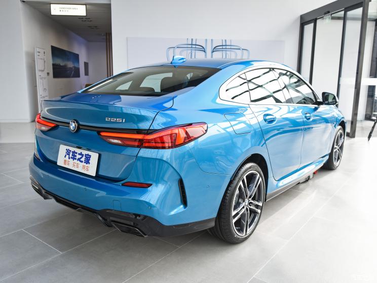 宝马(进口) 宝马2系 2021款 225i 四门轿跑车 M运动套装 宝马(进口) 宝马2系 2021款 225i 四门轿跑车 M运动套装