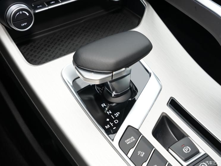 吉利汽车 缤越 2023款 1.5T DCT钻石版 吉利汽车 缤越 2023款 1.5T DCT钻石版