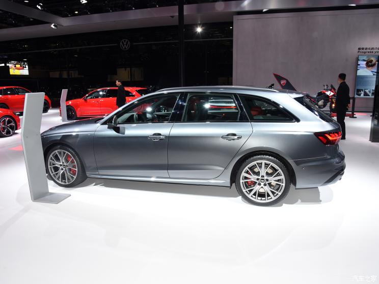 奥迪(进口) 奥迪S4 2023款 S4 Avant 3.0TFSI 奥迪(进口) 奥迪S4 2023款 S4 Avant 3.0TFSI