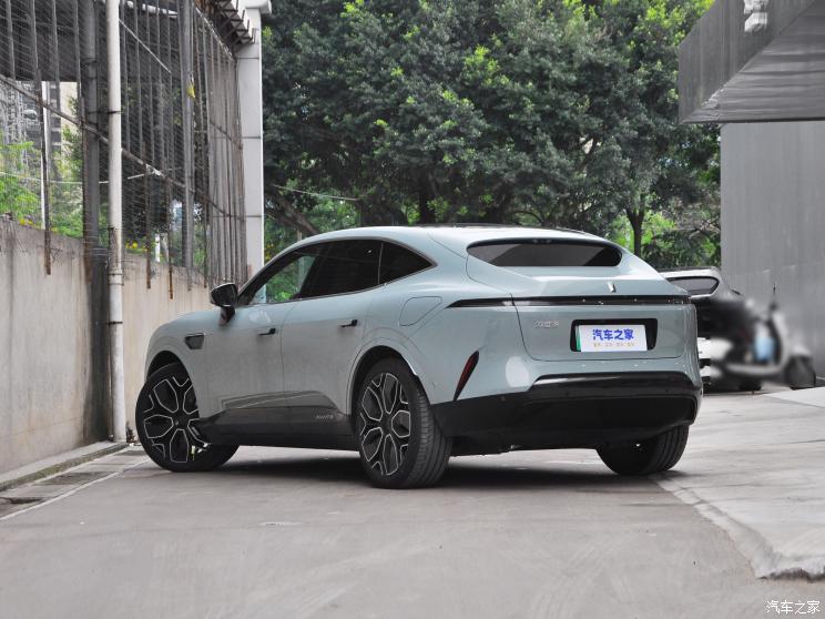 阿维塔科技 阿维塔11 2023款 长续航单电机版 5座 阿维塔科技 阿维塔11 2023款 长续航单电机版 5座