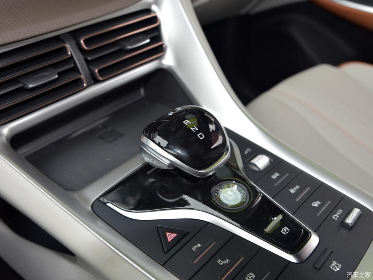 比亚迪 宋Pro新能源 2023款 DM-i 高配版 比亚迪 宋Pro新能源 2023款 DM-i 高配版