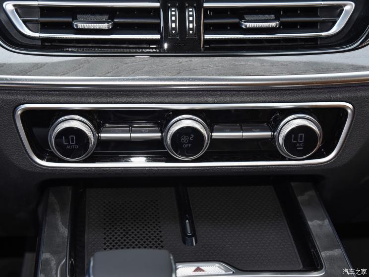 一汽红旗 红旗HS5 2023款 2.0T 四驱旗领Pro版 一汽红旗 红旗HS5 2023款 2.0T 四驱旗领Pro版