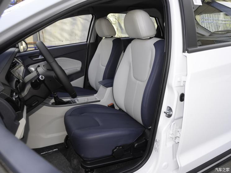 奇瑞汽车 瑞虎3x 2023款 1.5L CVT旗舰版 奇瑞汽车 瑞虎3x 2023款 1.5L CVT旗舰版