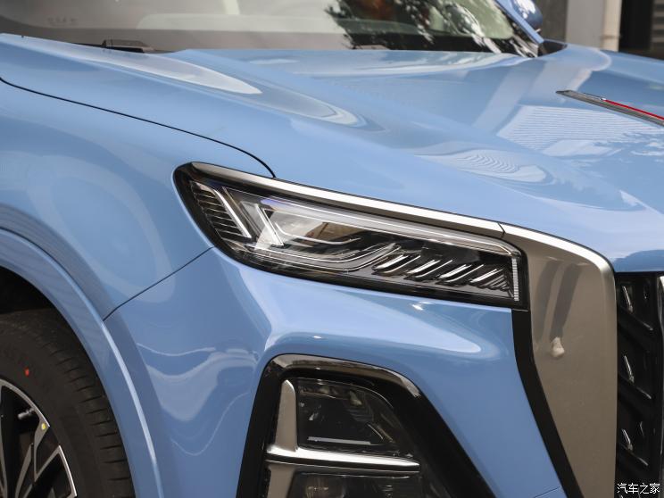 一汽红旗 红旗HS5 2023款 2.0T 四驱旗领Pro版 一汽红旗 红旗HS5 2023款 2.0T 四驱旗领Pro版