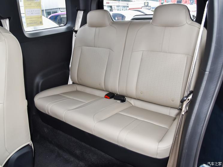 上汽通用五菱 宝骏悦也 2023款 至尊版 上汽通用五菱 宝骏悦也 2023款 至尊版