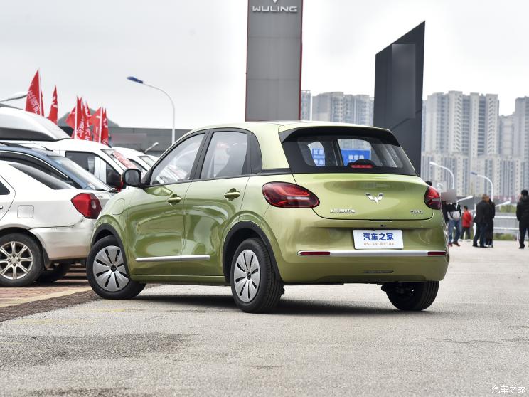 上汽通用五菱 五菱缤果 2023款 333km 快享款 上汽通用五菱 五菱缤果 2023款 333km 快享款