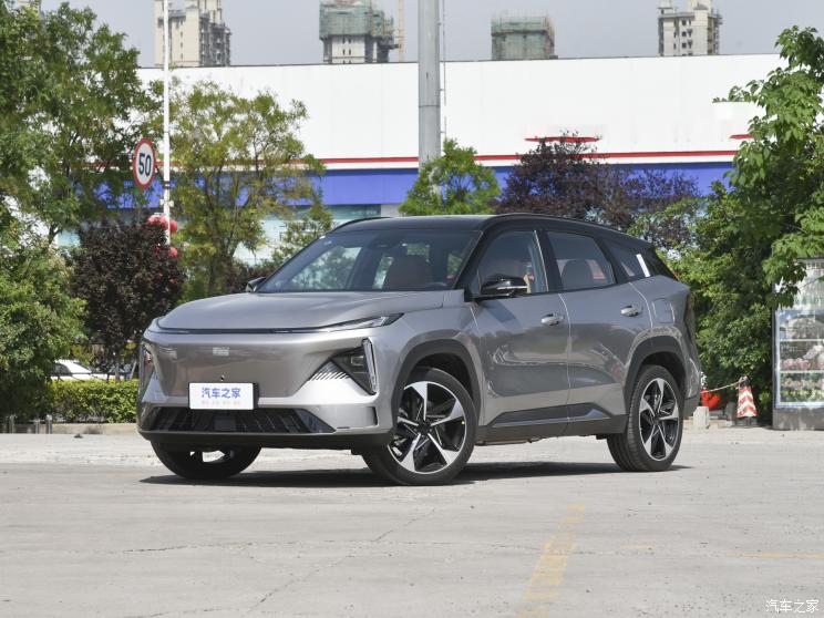 吉利汽车 银河L7 2023款 插混 基本型 吉利汽车 银河L7 2023款 插混 基本型