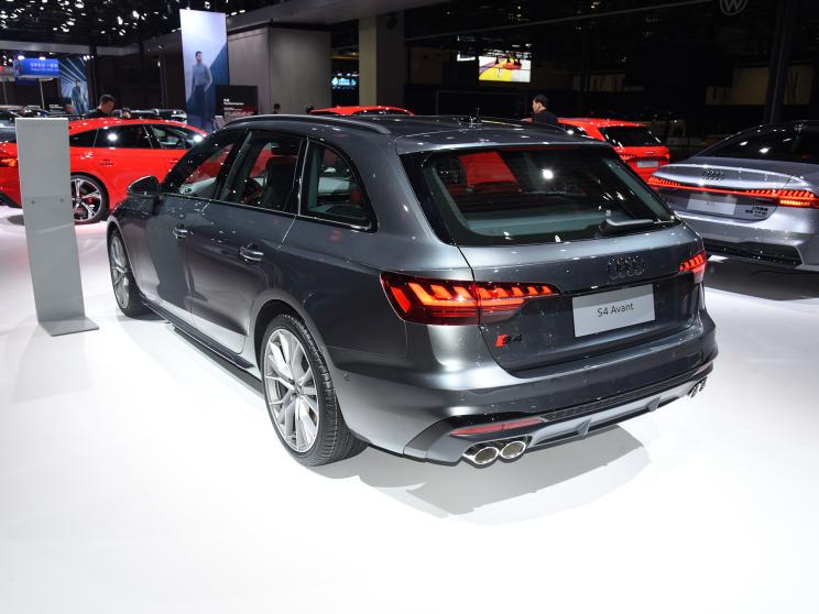 奥迪(进口) 奥迪S4 2023款 S4 Avant 3.0TFSI 奥迪(进口) 奥迪S4 2023款 S4 Avant 3.0TFSI
